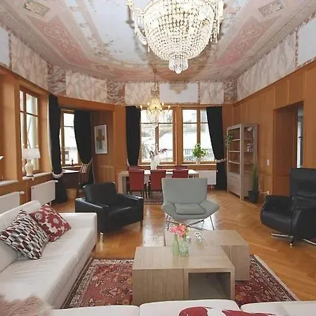 Appartement Ueberdurchschnittliche Moeblierte Vier-zimmer-wohnung Im 1 Og In Zentrumsnaher Lage Von Bad Reichenhall